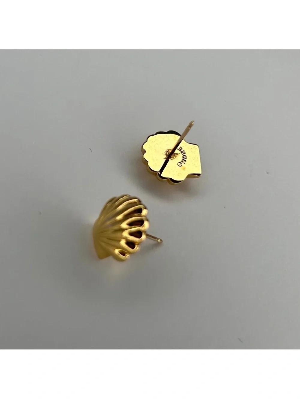 Vintage Monet Signed Gold Tone Shell Pierced Stud Earrings